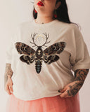 Night Of The Dead Ghost Face Moth Print Casual  Plus Size T-shirt